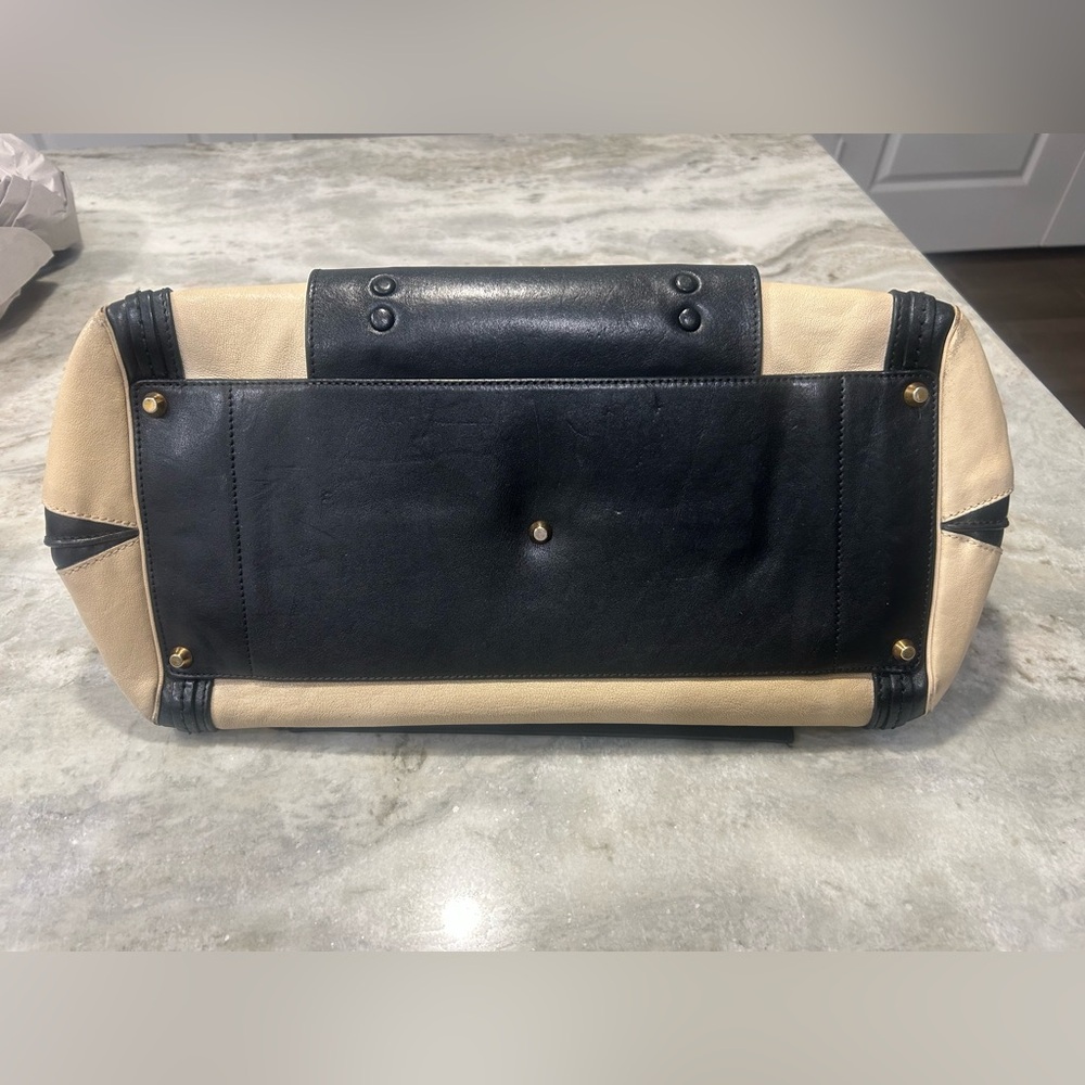 Chloe Handbag - Picture 12 of 13